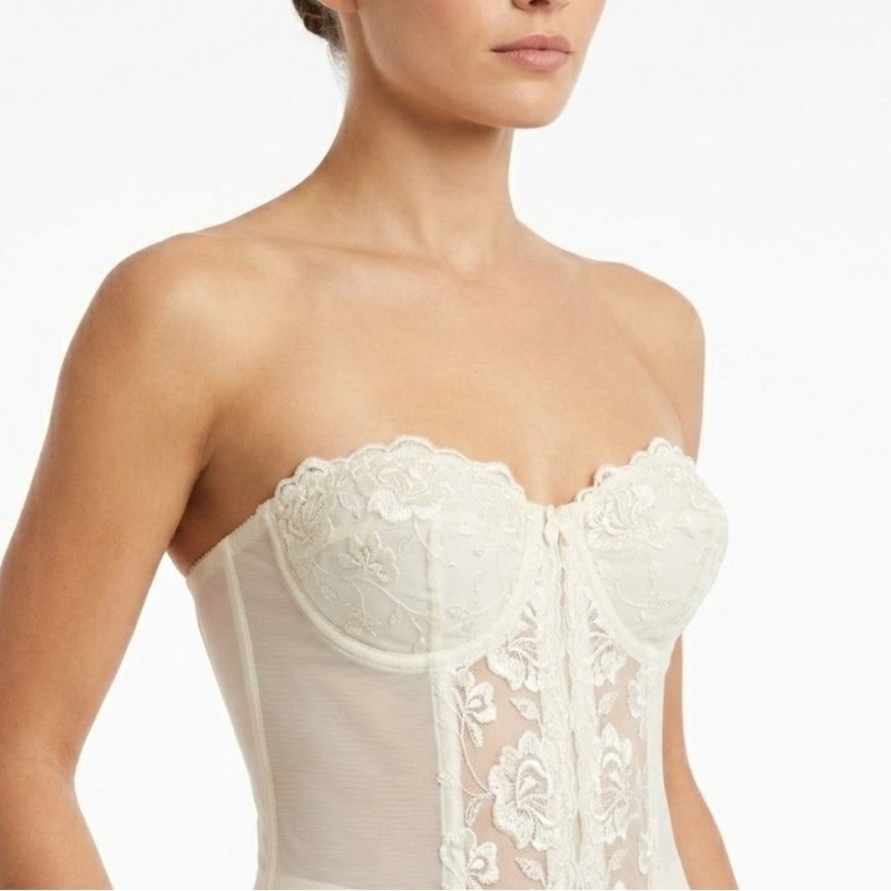 Vtg Secret‎ Treasures Bustier Top Womens 32A Ivory Floral Lace Mesh Corset WMC-1